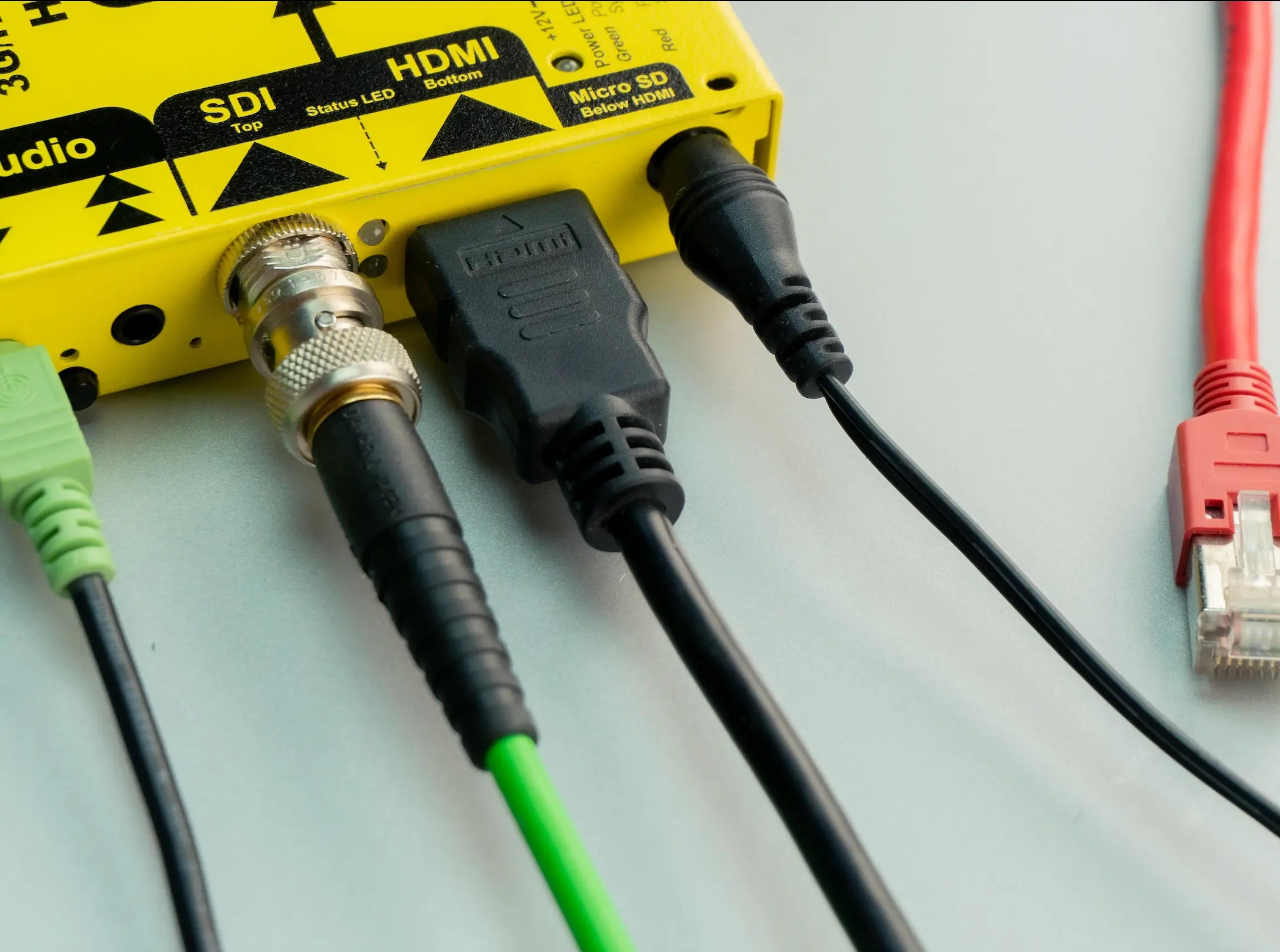 The Difference with HDMI 2.0 and HDMI 2.1 | Pacroban