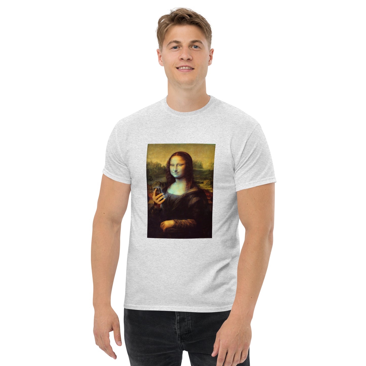 Mona Lisa on phone T-shirt